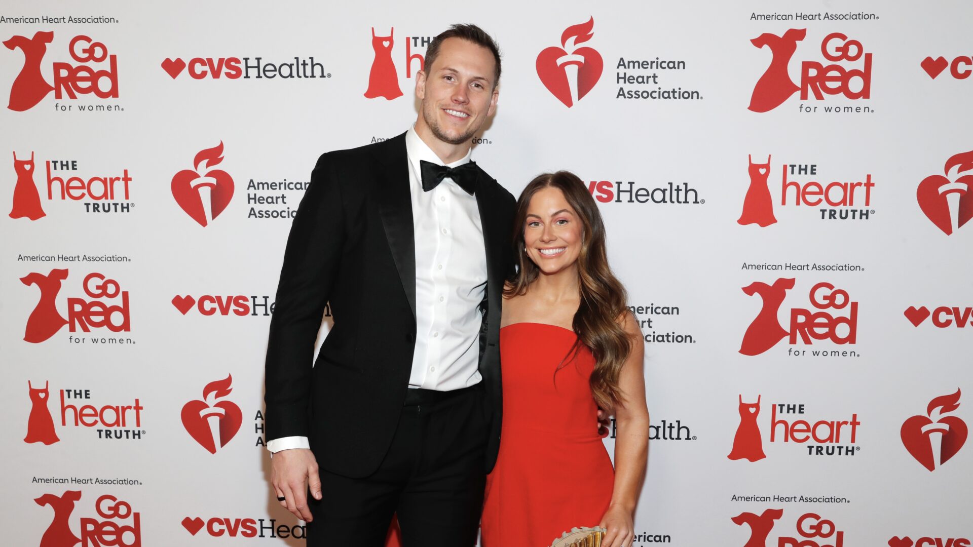 Shawn Johnson, Andrew East