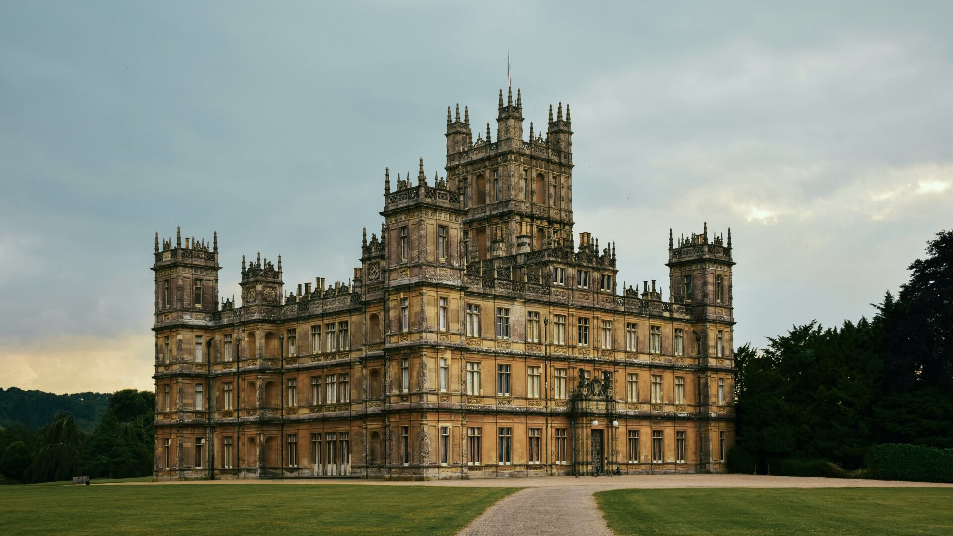 Highclere castle, Downton Abbey