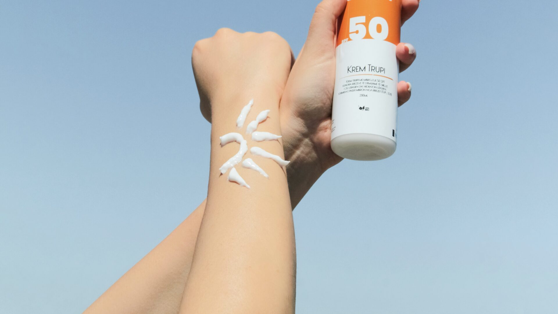 sunscreen, pool